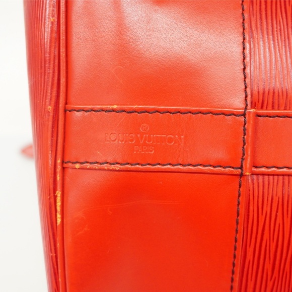 Authentic Louis Vuitton Epi Randonne GM
Castilian Red - Picture 4 of 5